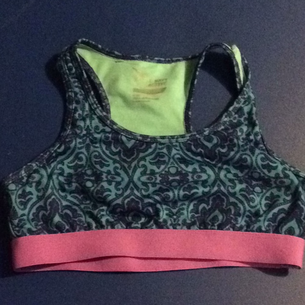 Sports bra
